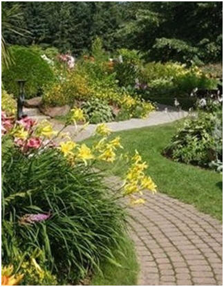 Free Garden and Landscape Design Guides - Learn how to plan and create a beautiful flower garden or home landscape design. Here are dozens of top guides that are sure to help.